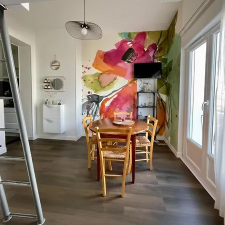 L'etoile De La Apartment